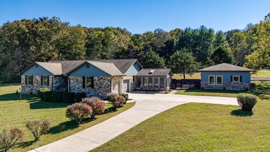 453 United Circle, Jasper, TN 37347 - Image #2