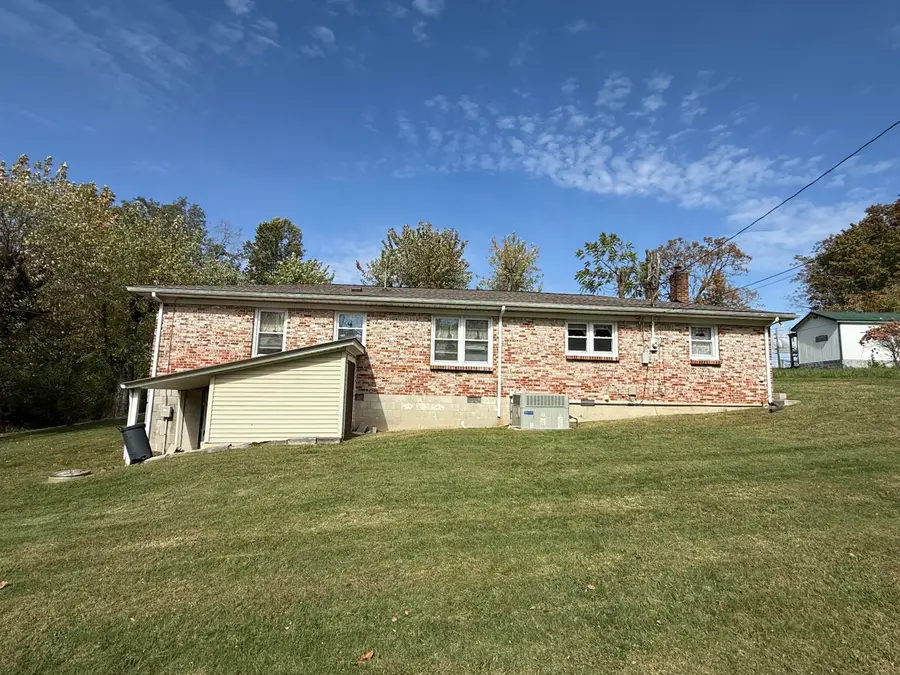 114 Smith Drive, Spencer, TN 38585 - Image #2