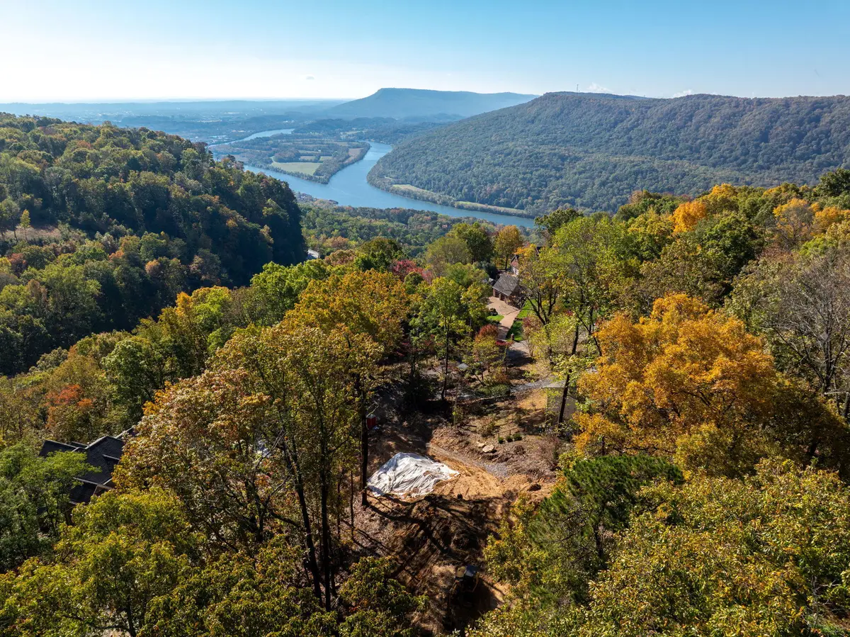 204 Mathes Lane, Signal Mountain, TN 37377 - Image #1