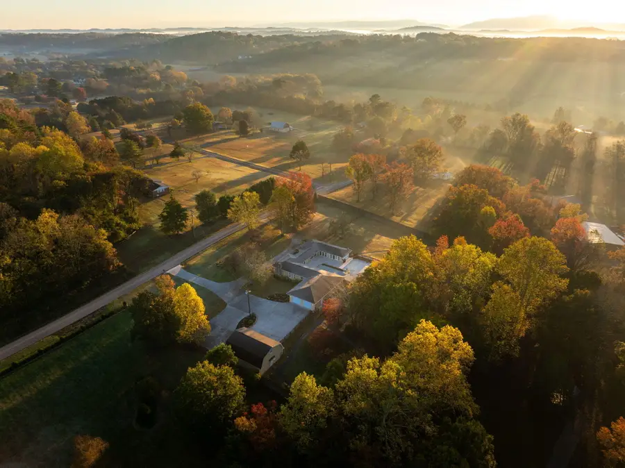 301 Davis Road Nw, Cleveland, TN 37312 - Image #3