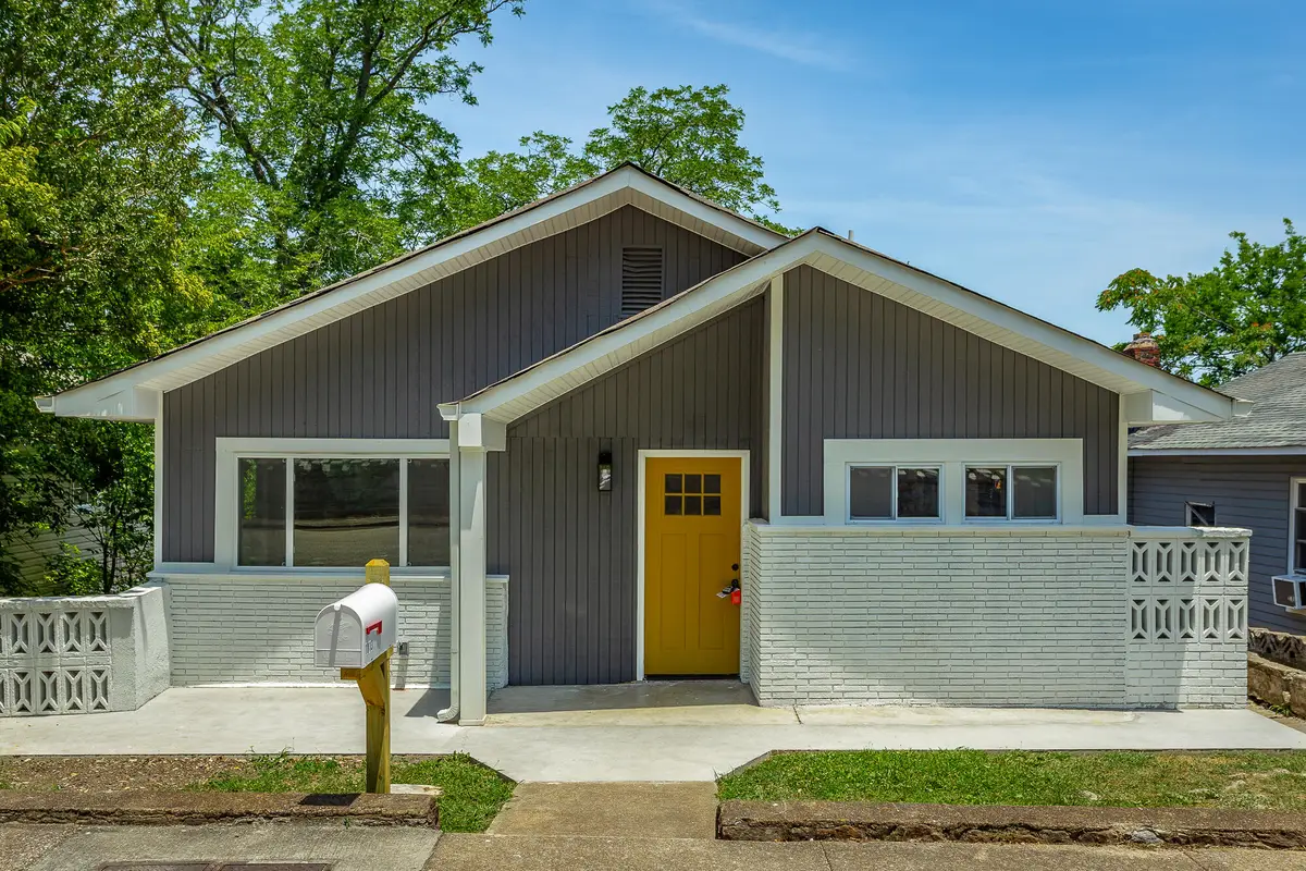 1813 E 04th Street, Chattanooga, TN 37404 - Image #1