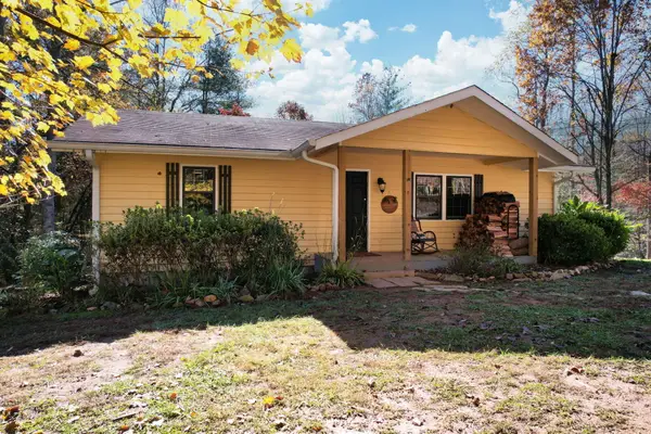 1099 Lickskillet Circle, Epworth, GA 30541