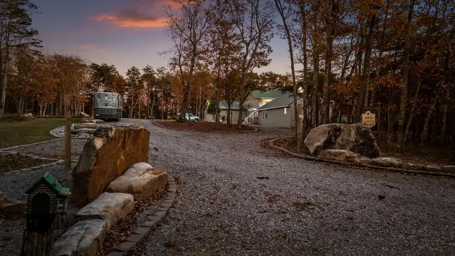 504 Wolf Run, Cloudland, GA 30731 - Image #2