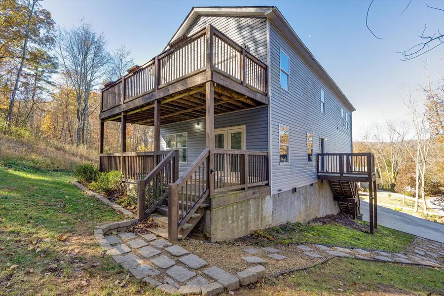 9693 W Ridge Trail Road, Soddy Daisy, TN 37379 - Image #2