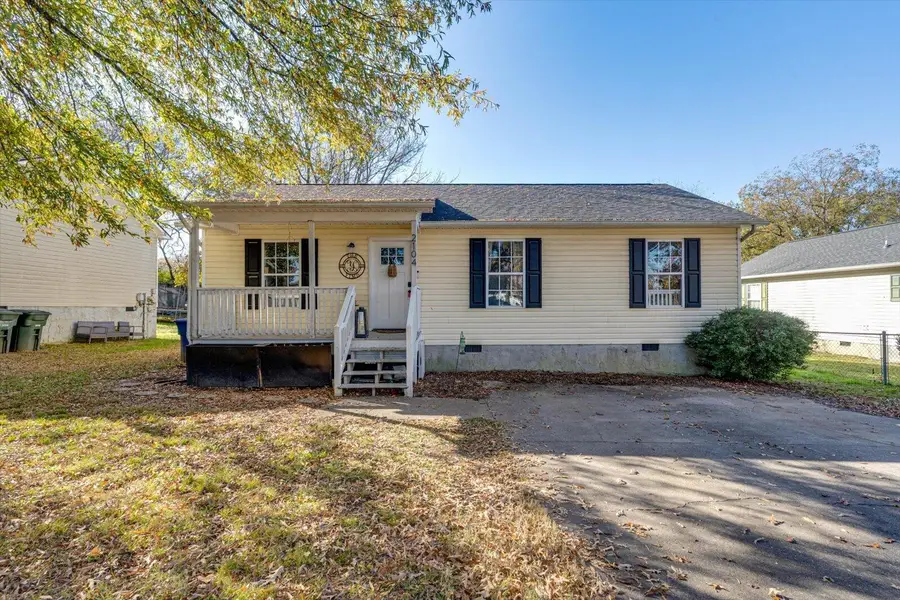 2104 Sims Street, Chattanooga, TN 37406 - Image #2