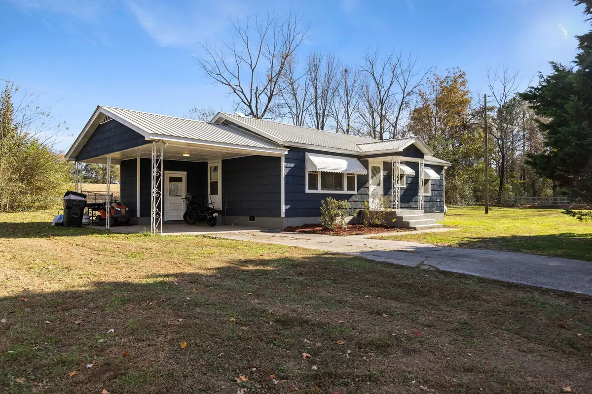 1023 Alabama Highway 75, Flat Rock, AL 35966 - Image #1