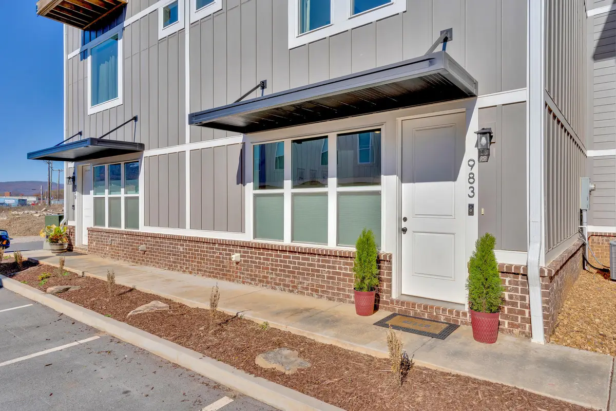 983 Montague Place, Chattanooga, TN 37408 - Image #1