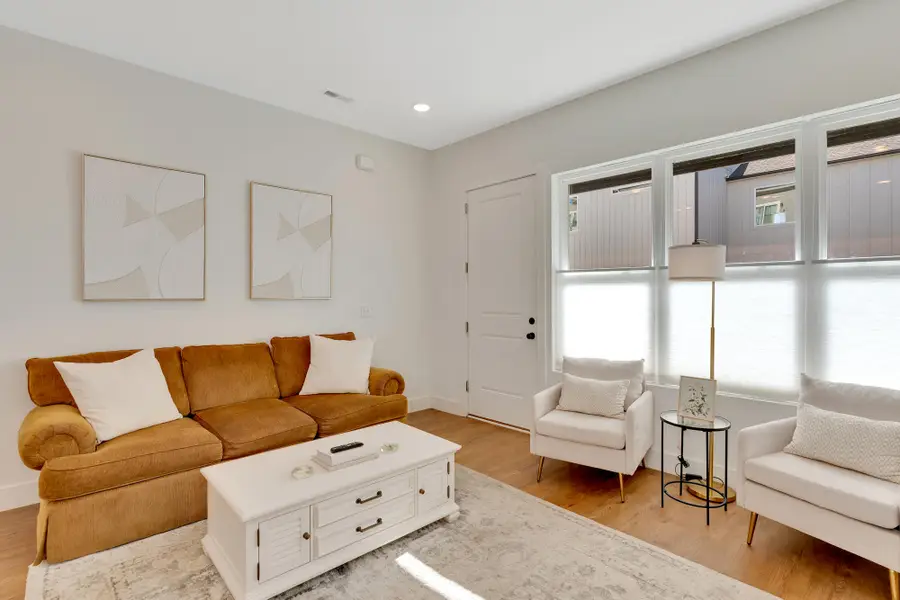 983 Montague Place, Chattanooga, TN 37408 - Image #2