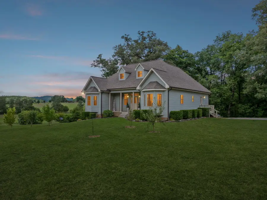 246 Akins Road, Tellico Plains, TN 37385 - Image #2