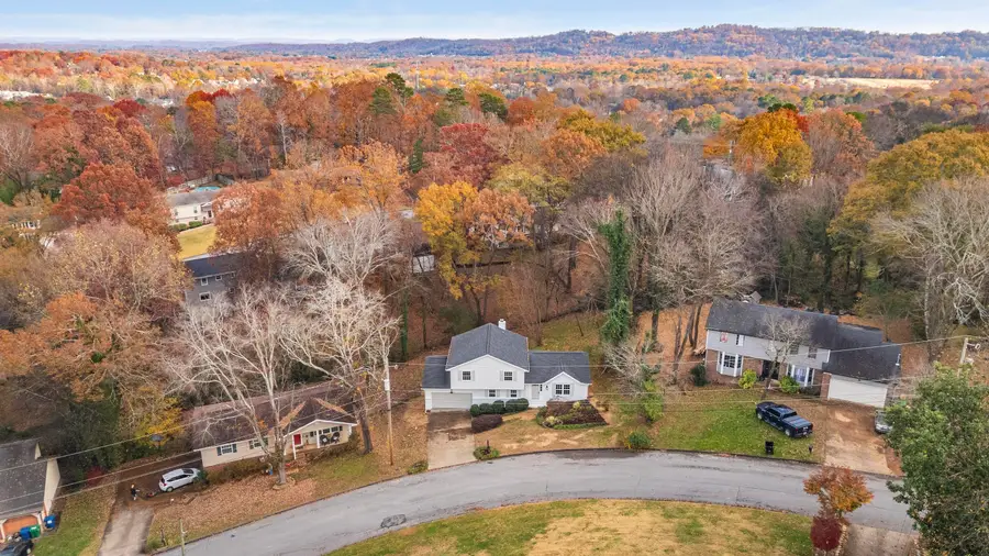 1104 Fieldstone Drive, Hixson, TN 37343 - Image #3