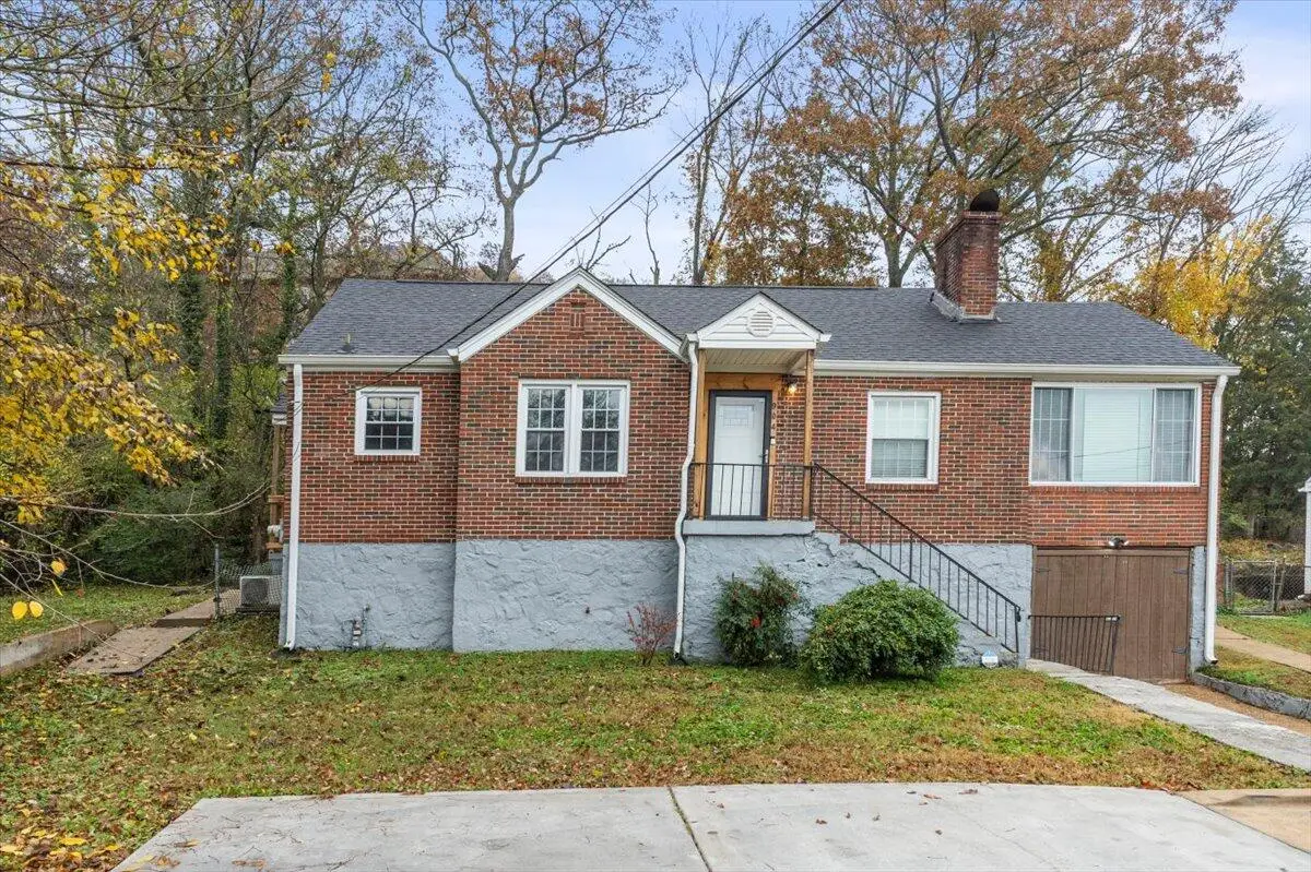 904 Glenwood Drive, Chattanooga, TN 37406 - Image #1