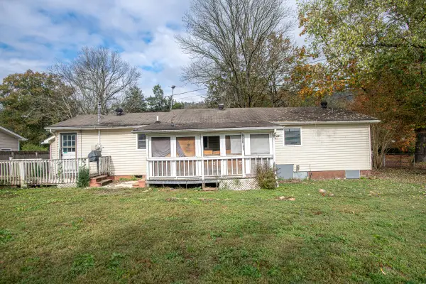 8957 Dayton Pike #B, Soddy Daisy, TN 37379