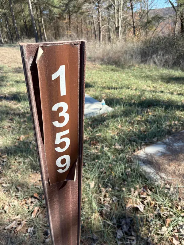 4690 Split Rail Way #1359, Guild, TN 37340