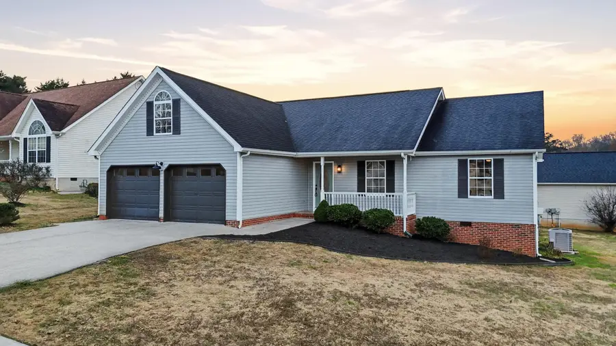 401 Bluff View Drive, Ringgold, GA 30736 - Image #2