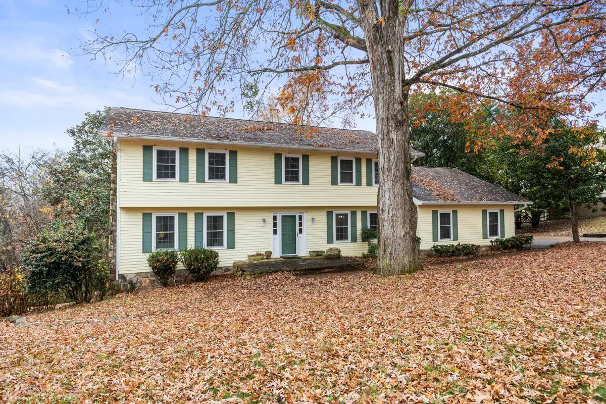 1634 Colonial Shores Drive, Hixson, TN 37343 - Image #1