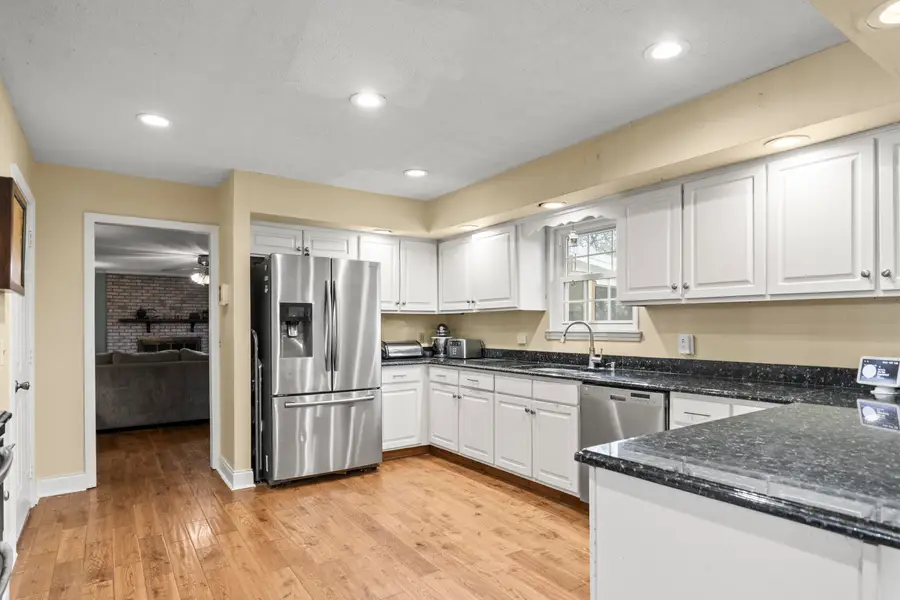 1634 Colonial Shores Drive, Hixson, TN 37343 - Image #3