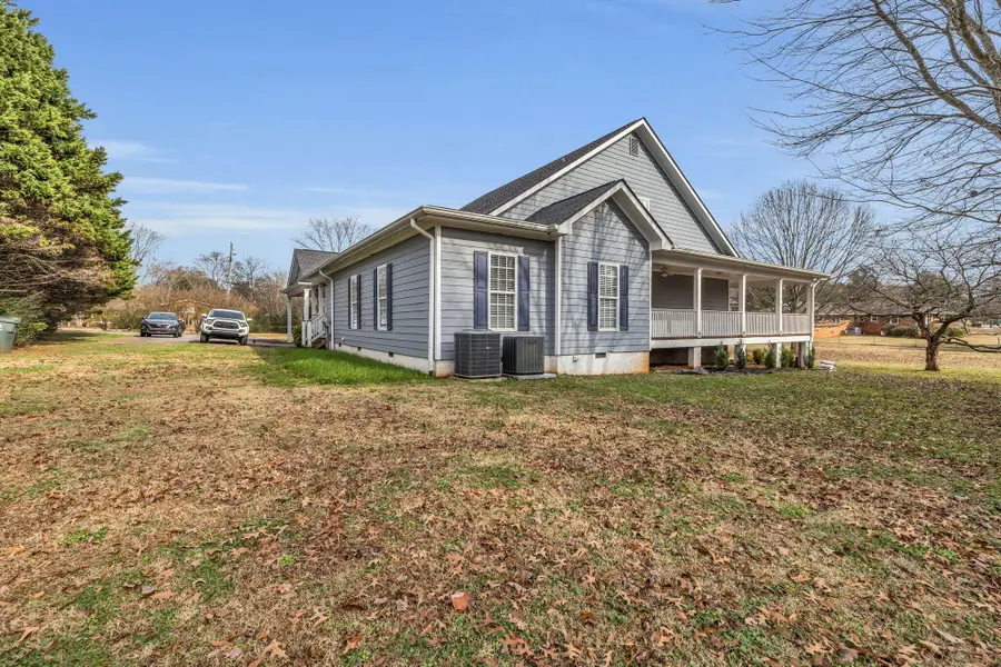 2036 Hickory Valley Road, Chattanooga, TN 37421 - Image #3