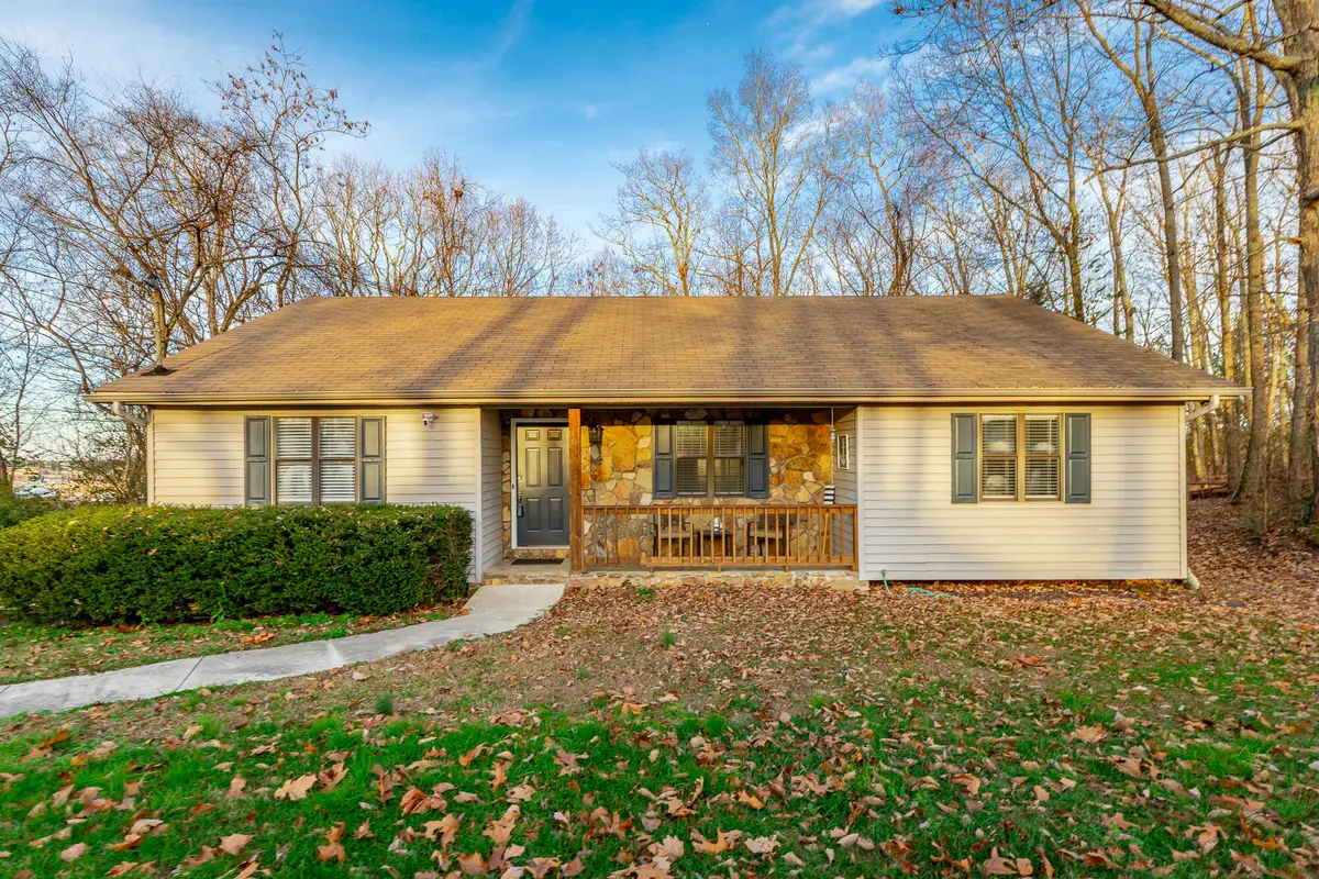 302 Shannon Drive, Ringgold, GA 30736 - Image #1