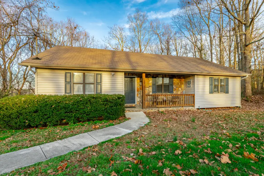 302 Shannon Drive, Ringgold, GA 30736 - Image #2