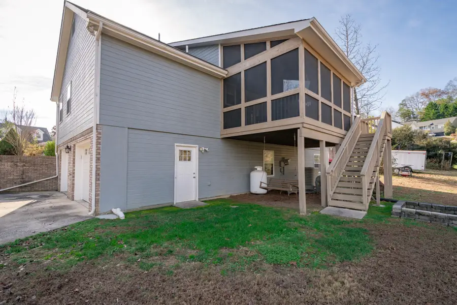 9847 Autumn Glen Drive, Soddy Daisy, TN 37379 - Image #3