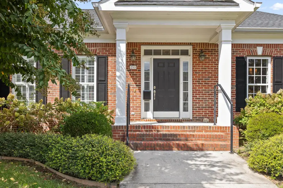 253 Horse Creek Drive, Chattanooga, TN 37405 - Image #2
