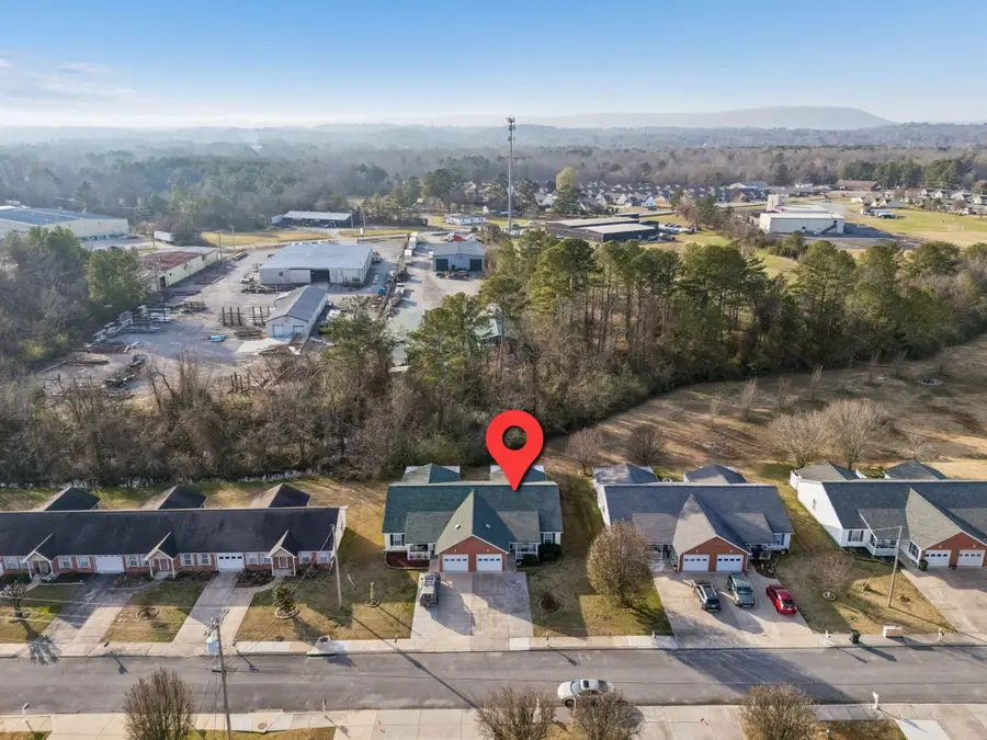 654 Flagstone Drive, Rossville, GA 30741 - Image #2