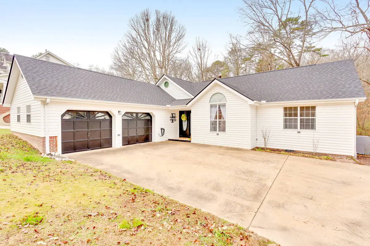 2422 W Wind Drive, Soddy Daisy, TN 37379 - Image #1