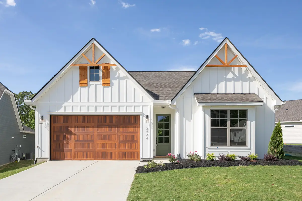 586 Nature Trail #140, Soddy Daisy, TN 37379 - Image #1