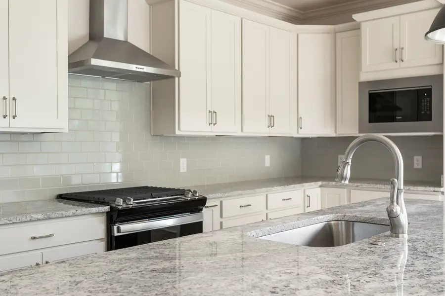 586 Nature Trail #140, Soddy Daisy, TN 37379 - Image #3