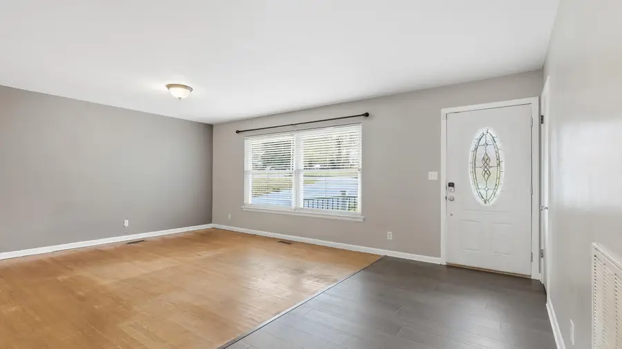 4625 Lake Haven Drive, Chattanooga, TN 37416 - Image #2