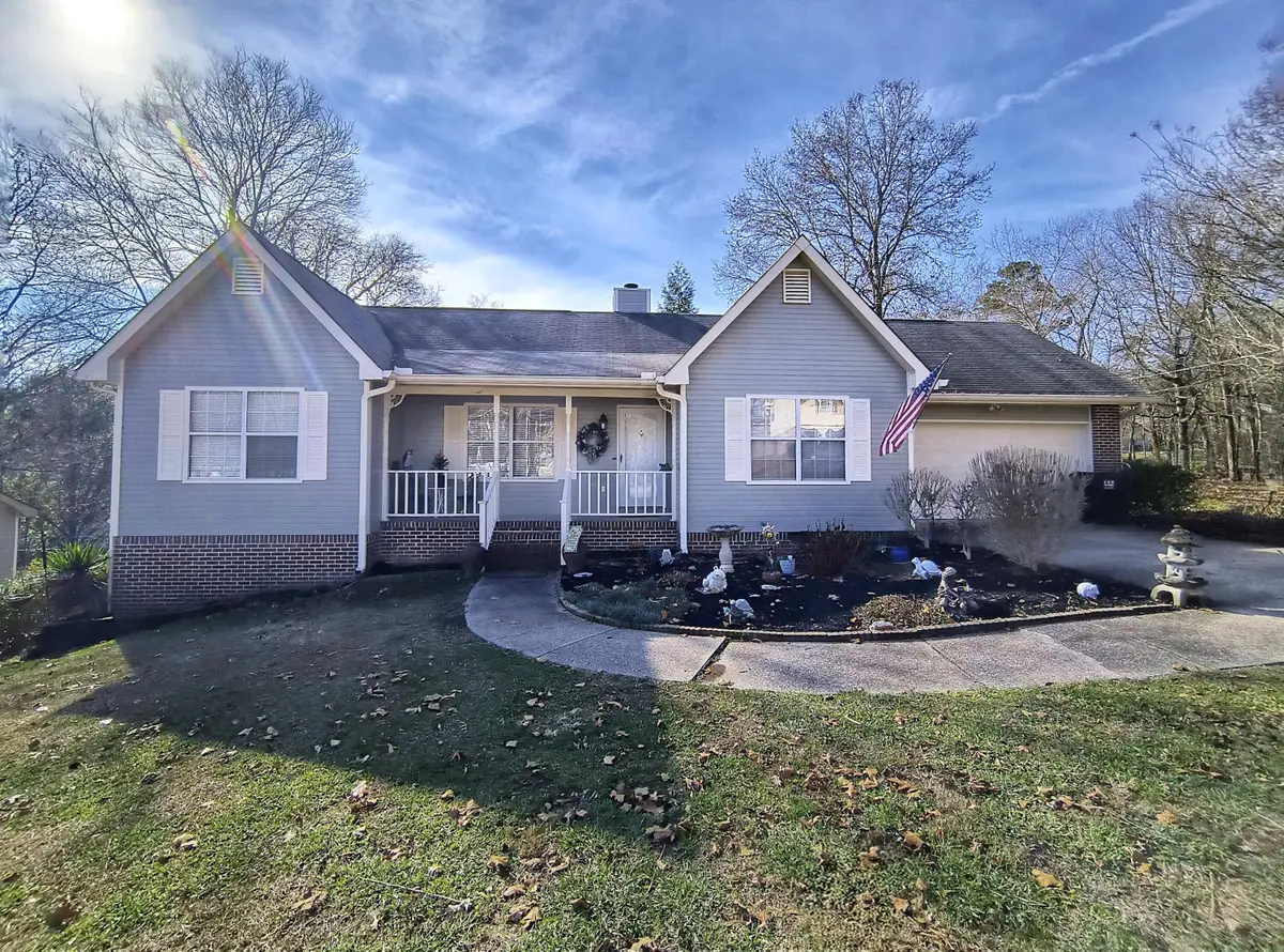 6015 Parsons Pond Drive, Ooltewah, TN 37363 - Image #1