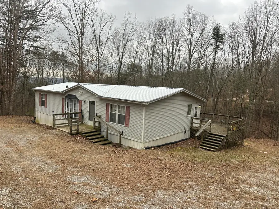 330 Johnson Road, Pikeville, TN 37367 - Image #2