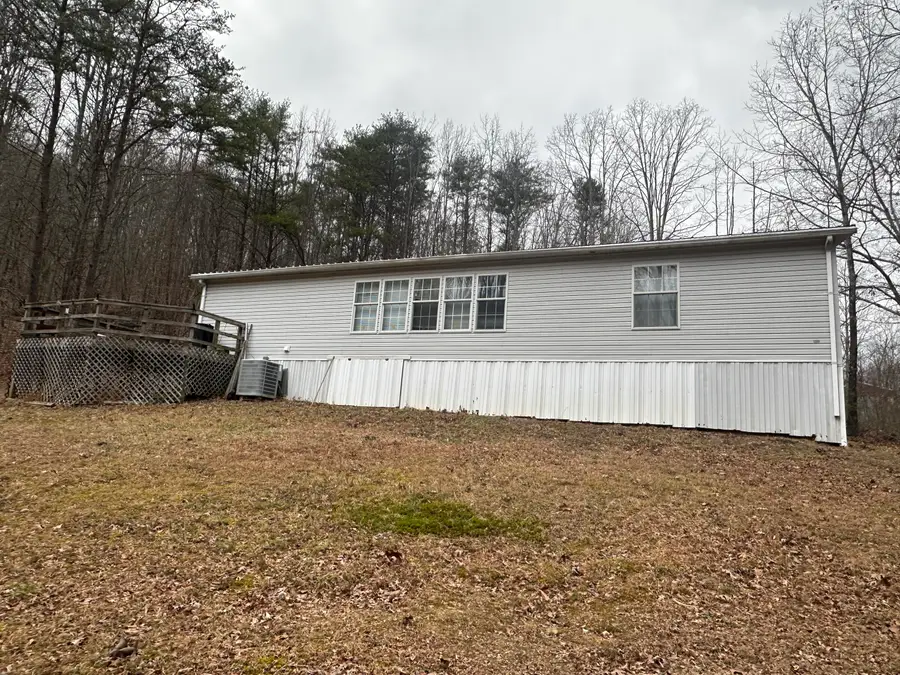 330 Johnson Road, Pikeville, TN 37367 - Image #3