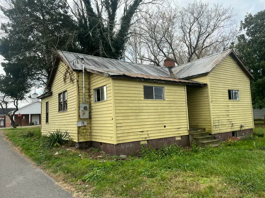 701 Childress Avenue, Sweetwater, TN 37874 - #3