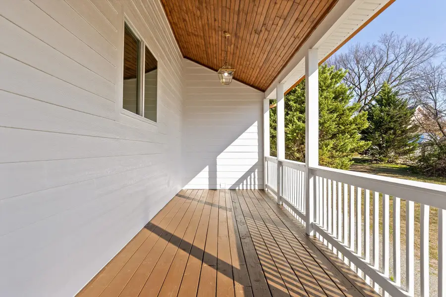 1403 Bailey Avenue, Chattanooga, TN 37404 - Image #2