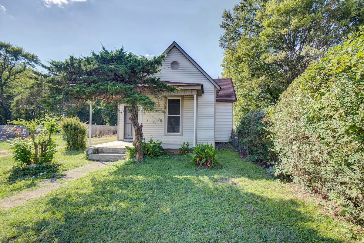 1611 N Orchard Knob Avenue, Chattanooga, TN 37406 - Image #1