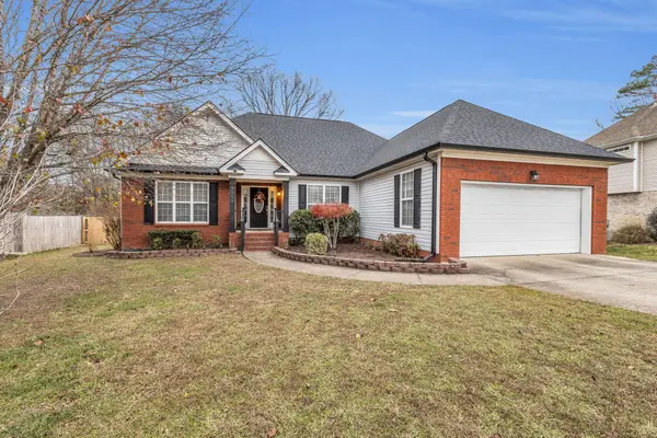 7999 Squirrel Wood Court, Ooltewah, TN 37363
