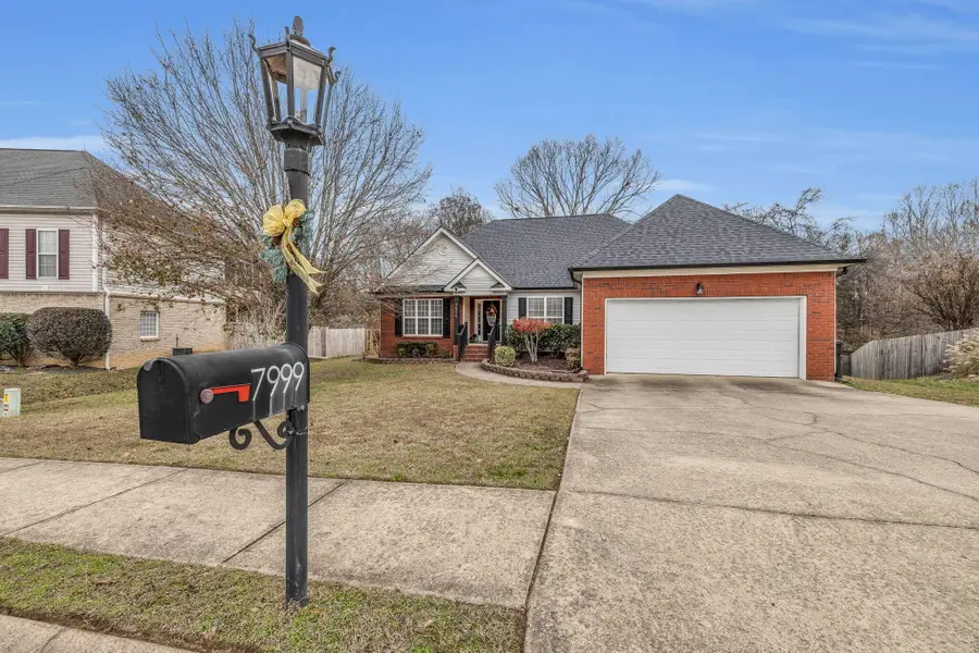7999 Squirrel Wood Court, Ooltewah, TN 37363 - Image #2