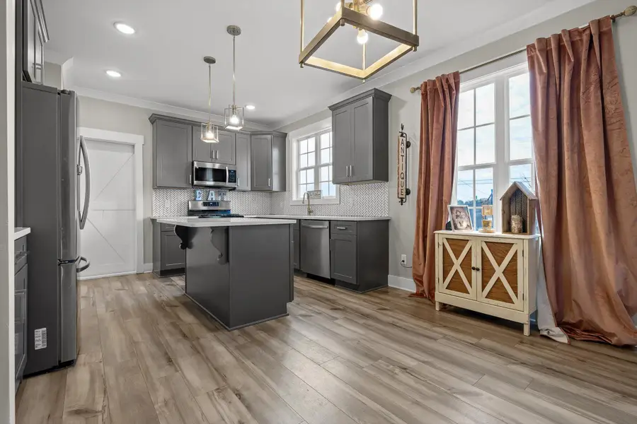 8112 Holly Crest Drive, Chattanooga, TN 37421 - Image #2