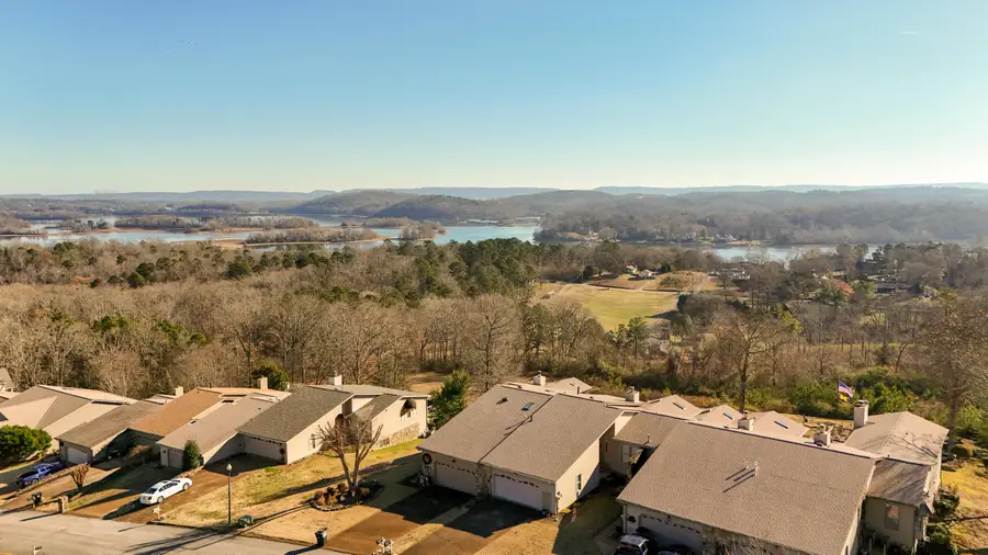 5914 Rainbow Springs Dr, Chattanooga, TN 37416 - Image #2