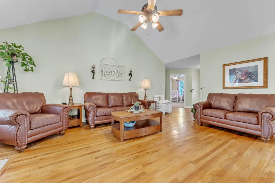 274 Webb Lane Ne, Cleveland, TN 37323 - Image #2