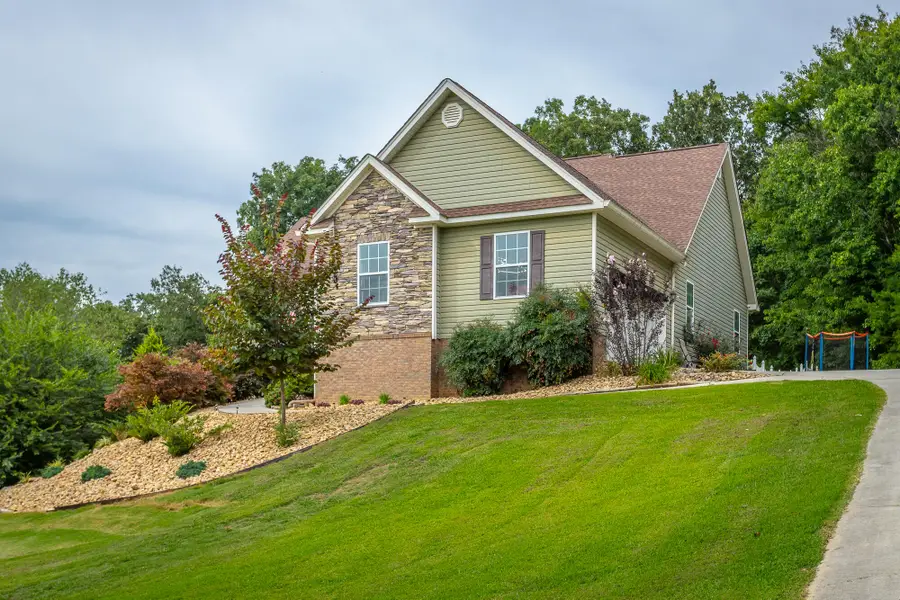 325 Broken Arrow Lane Sw, Cleveland, TN 37311 - Image #3