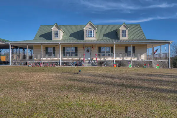 80 Ivey Road, Trenton, GA 30752