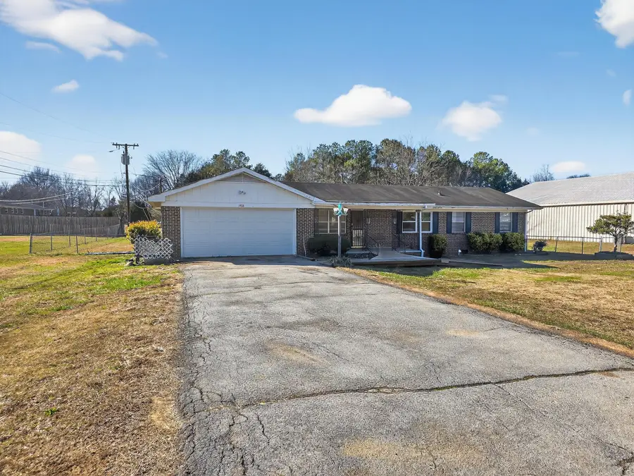 1888 Thrasher Pike, Hixson, TN 37343 - Image #2