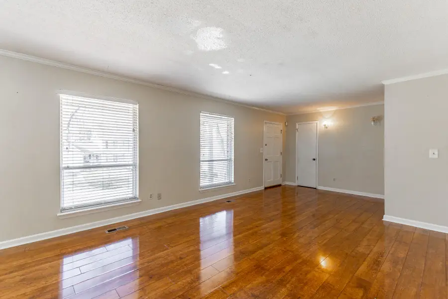 2500 Shenandoah Drive, Chattanooga, TN 37421 - Image #2