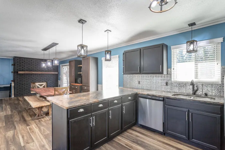 1416 Highcrest Drive, Hixson, TN 37343 - Image #2