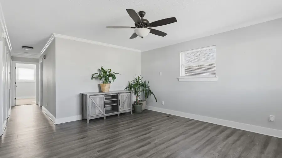 6016 Welworth Avenue, Chattanooga, TN 37412 - #3