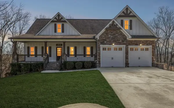 698 Sugar Leaf Lane, Soddy Daisy, TN 37379