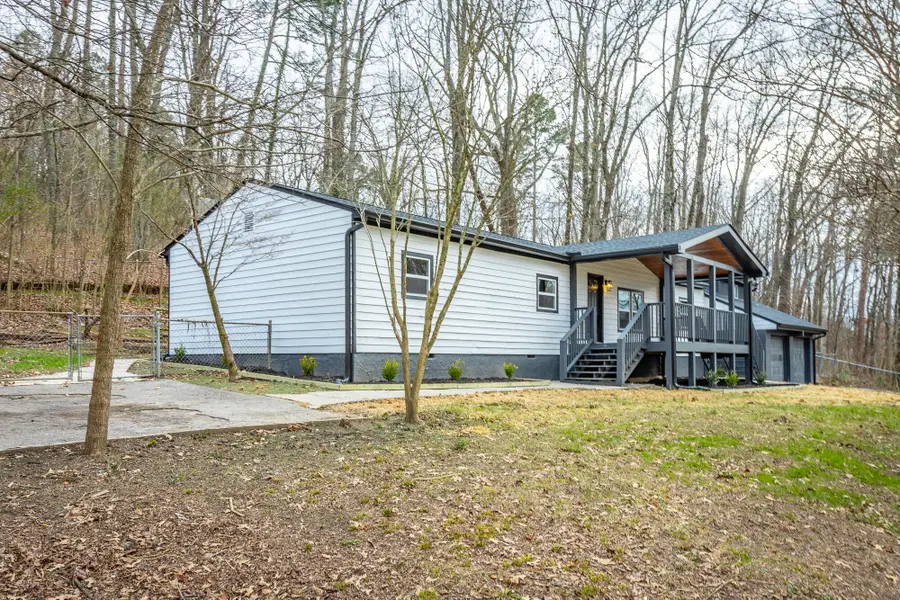 430 Montclair Drive, Rossville, GA 30741 - #3