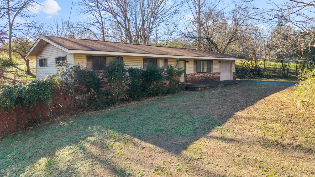 3208 Kings Point Road, Chattanooga, TN 37416 - Image #1